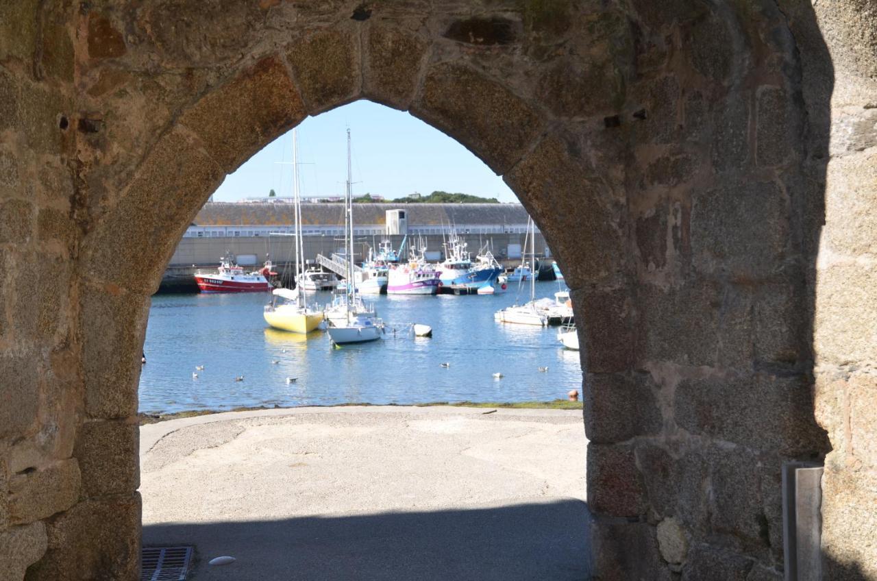 Votre Vue, La Mer, Les Bateaux !!! Wir Sprechen Flieben Deutsch, Touristentipps, We Speak English Concarneau Buitenkant foto