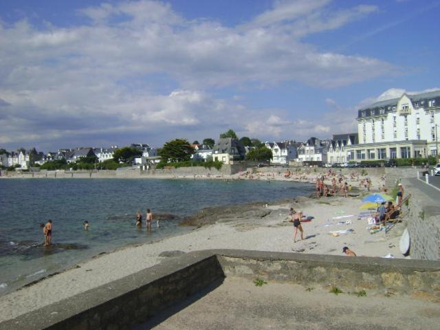 Votre Vue, La Mer, Les Bateaux !!! Wir Sprechen Flieben Deutsch, Touristentipps, We Speak English Concarneau Buitenkant foto