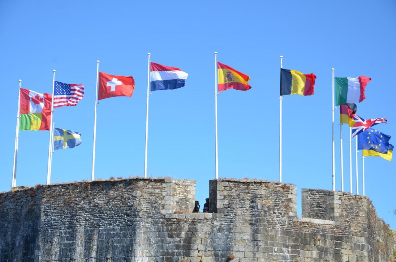 Votre Vue, La Mer, Les Bateaux !!! Wir Sprechen Flieben Deutsch, Touristentipps, We Speak English Concarneau Buitenkant foto